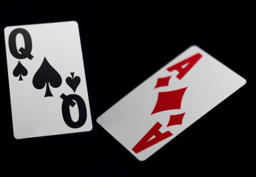 Blackjack Inglés o Pontoon: Reglas y Estrategias